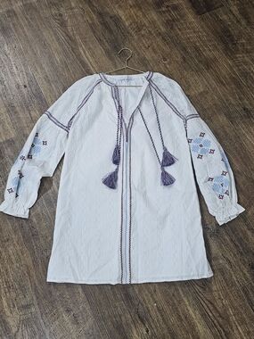 ENGLISH FACTORY Top Sz S Embroidered Peasant Blouse White Boho Tassel Grandmacor